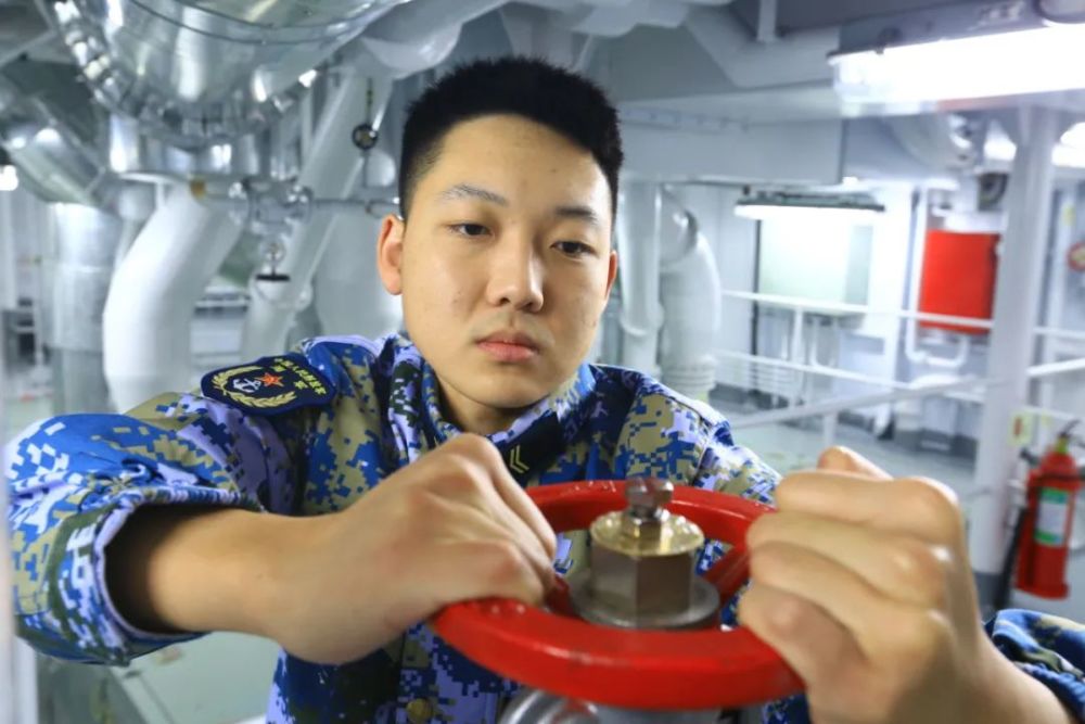 只限少数族裔!美国政府拨款3000万美元巨资,主动提供吸毒工具