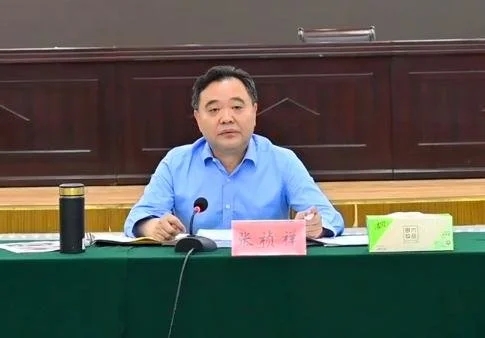 作为一个长期贫困县的“一把手”,却不体恤群众疾苦,张祯祥被“双开”